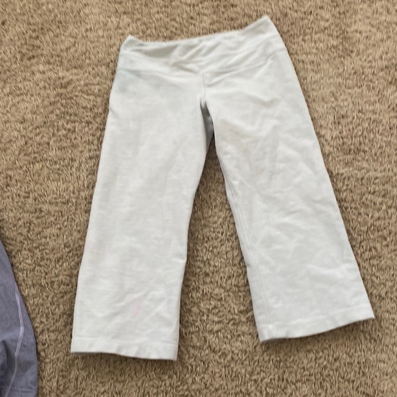 Lululemon Yoga Pants - Picture 1 of 5